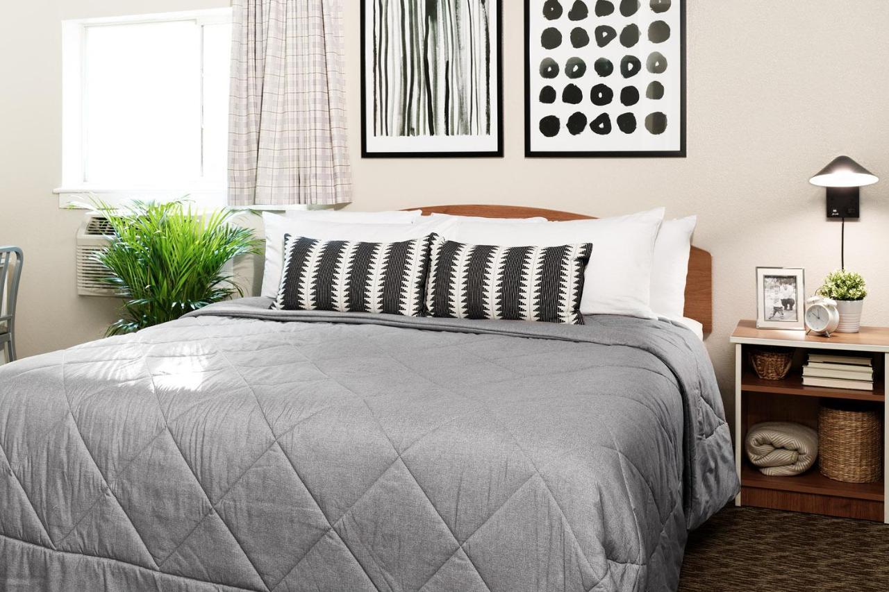 Intown Suites Extended Stay Greensboro Nc - Lanada Dış mekan fotoğraf
