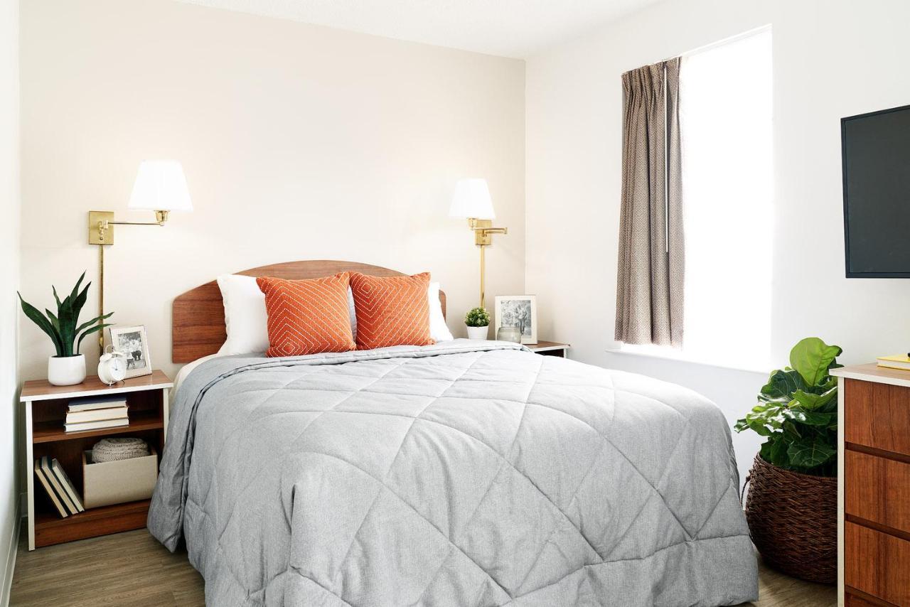 Intown Suites Extended Stay Greensboro Nc - Lanada Dış mekan fotoğraf